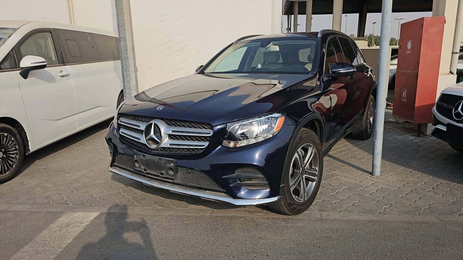 MERCEDES BENZ GLC-300 2018 thumbnail 3