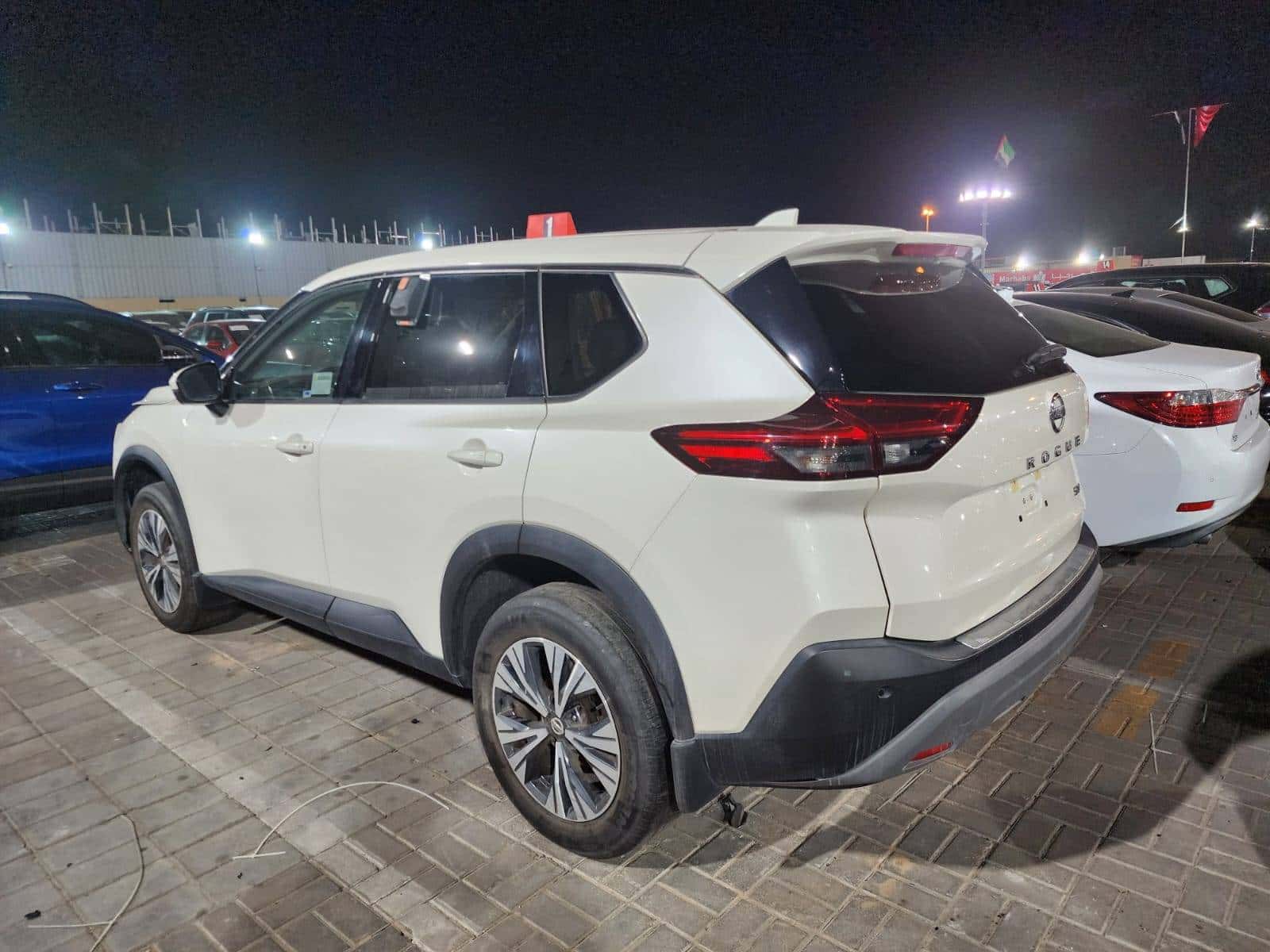 NISSAN ROGUE 2021 thumbnail 1