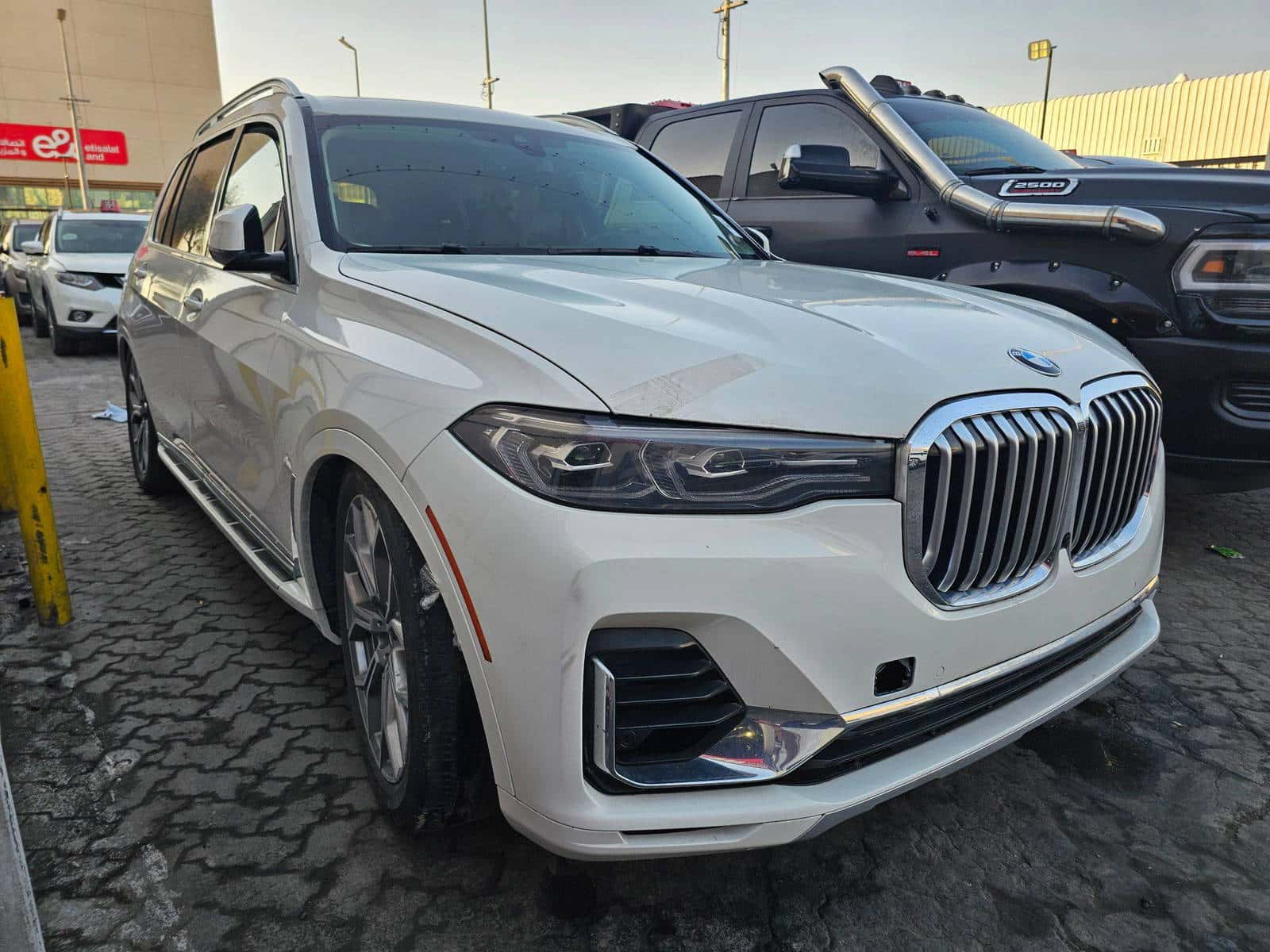 BMW X7 XDRIVE40I - Exterior