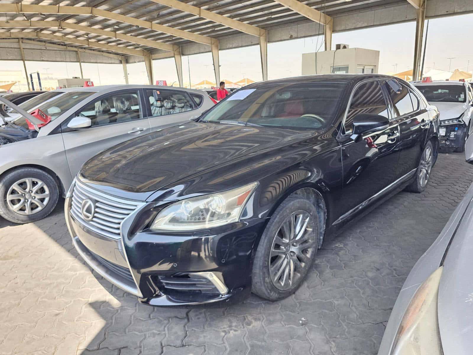 LEXUS LS 460 2015 thumbnail 4