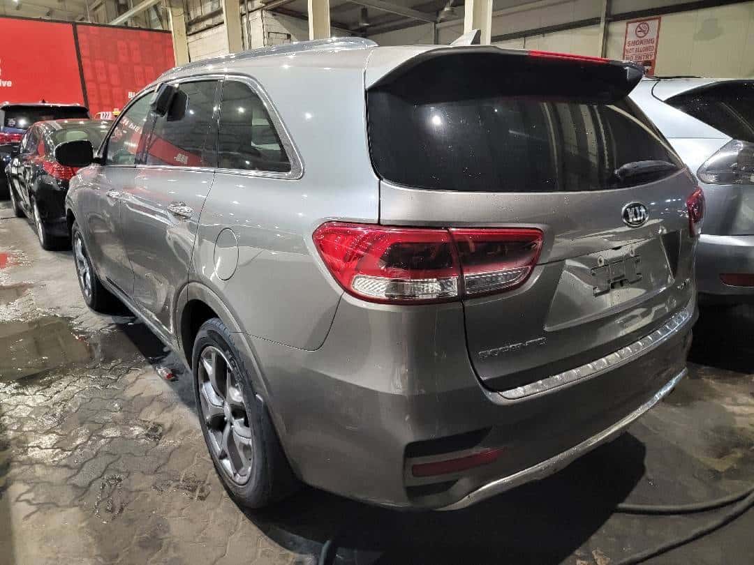 KIA SORENTO - Exterior