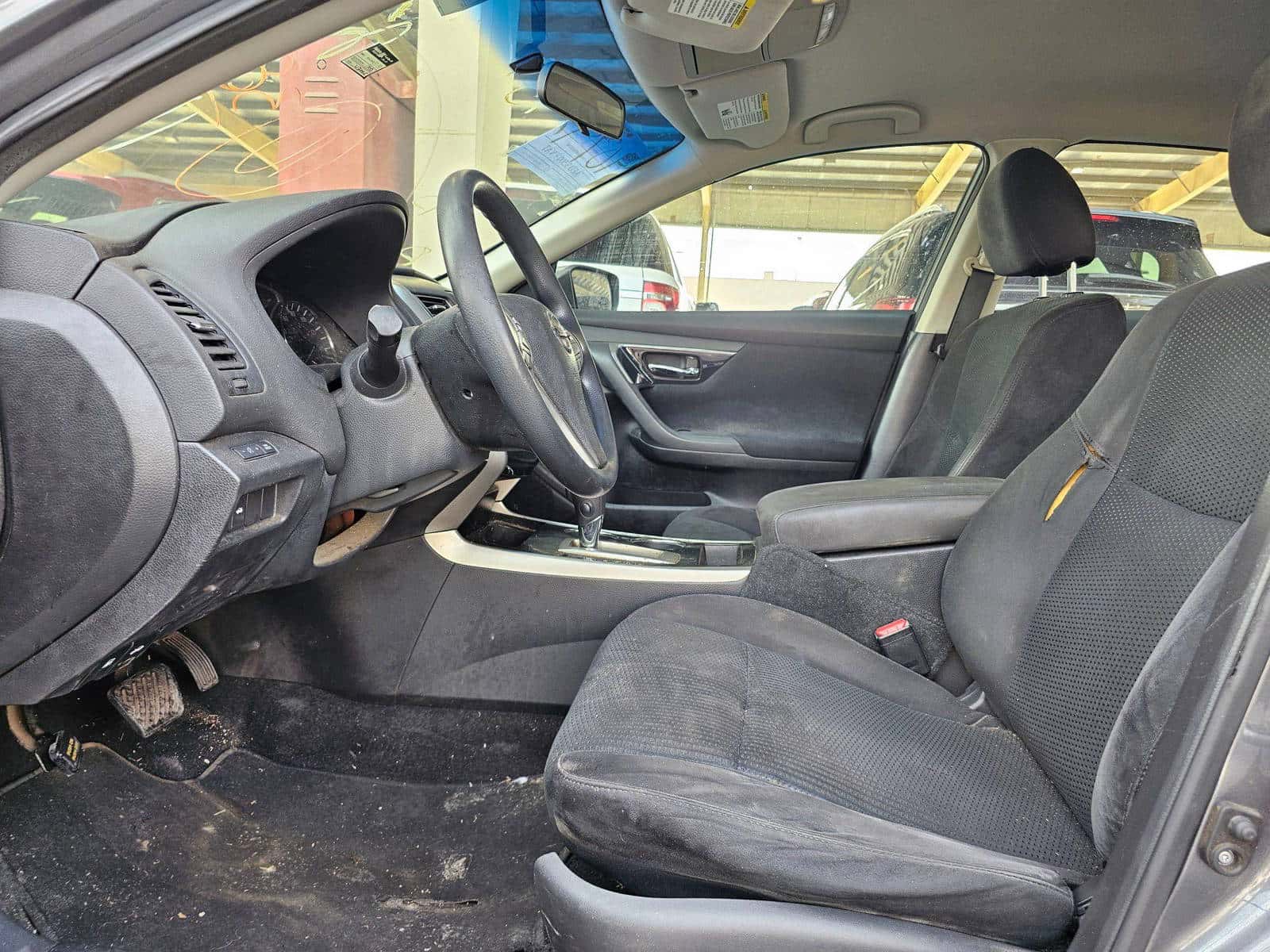 NISSAN ALTIMA - Exterior