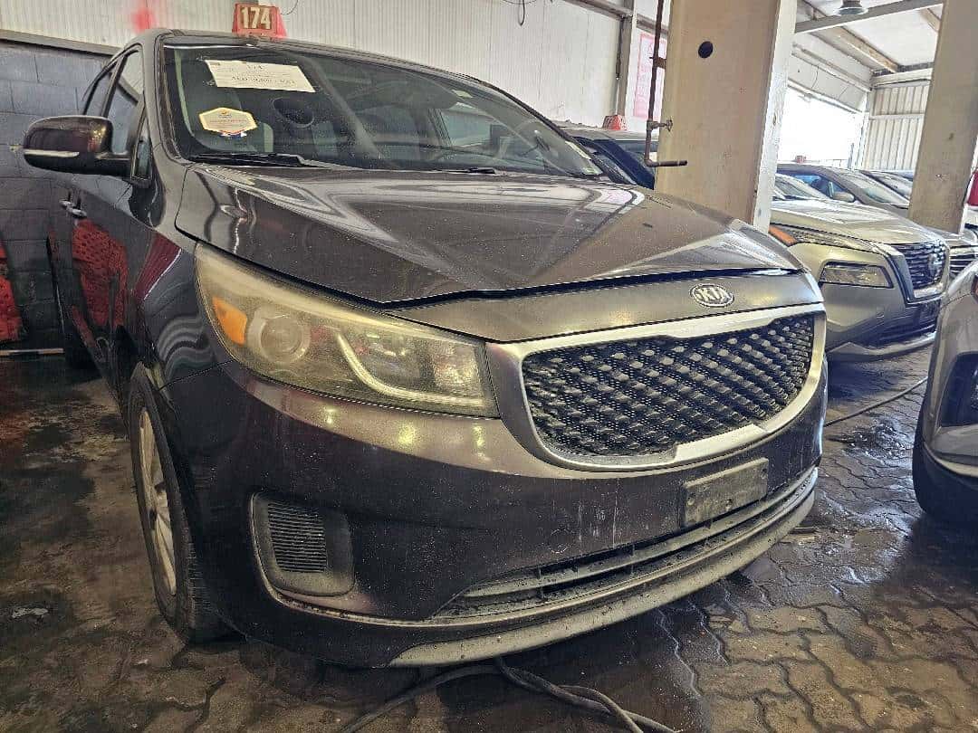KIA SEDONA 2015 thumbnail 1