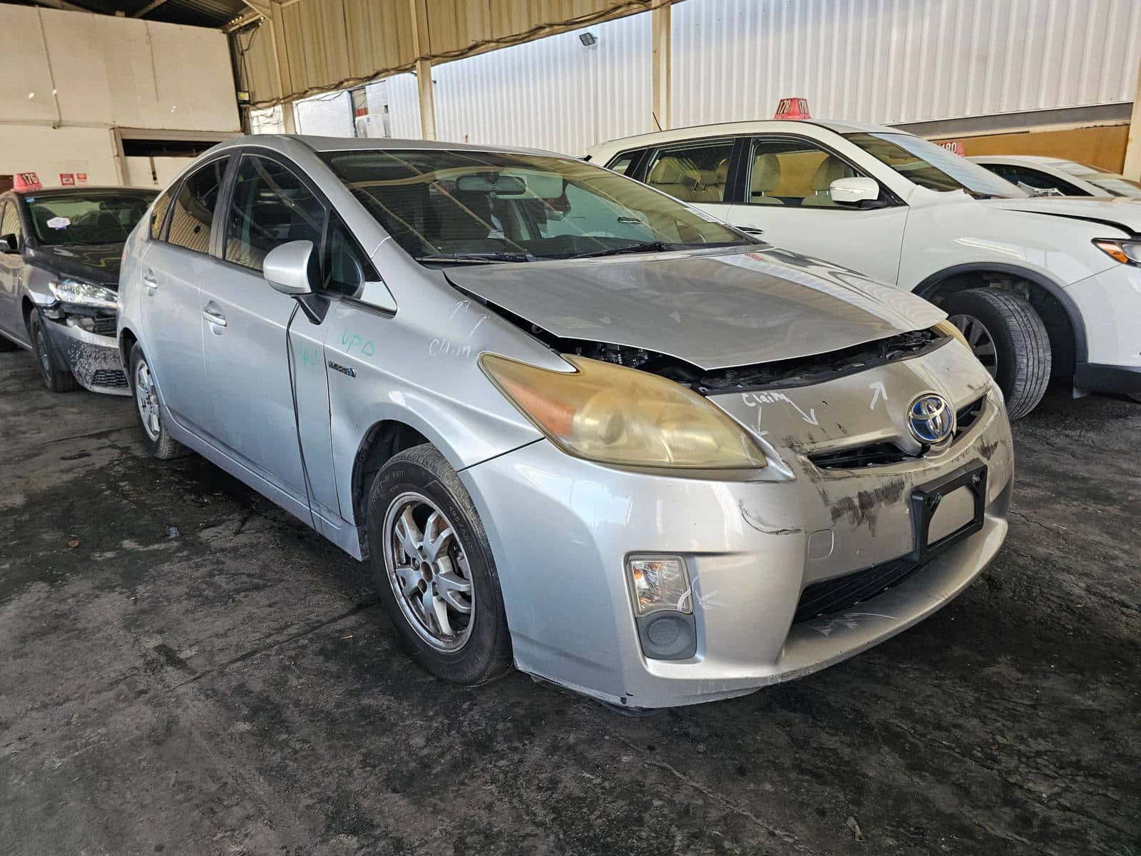 TOYOTA PRIUS 2010 thumbnail 3