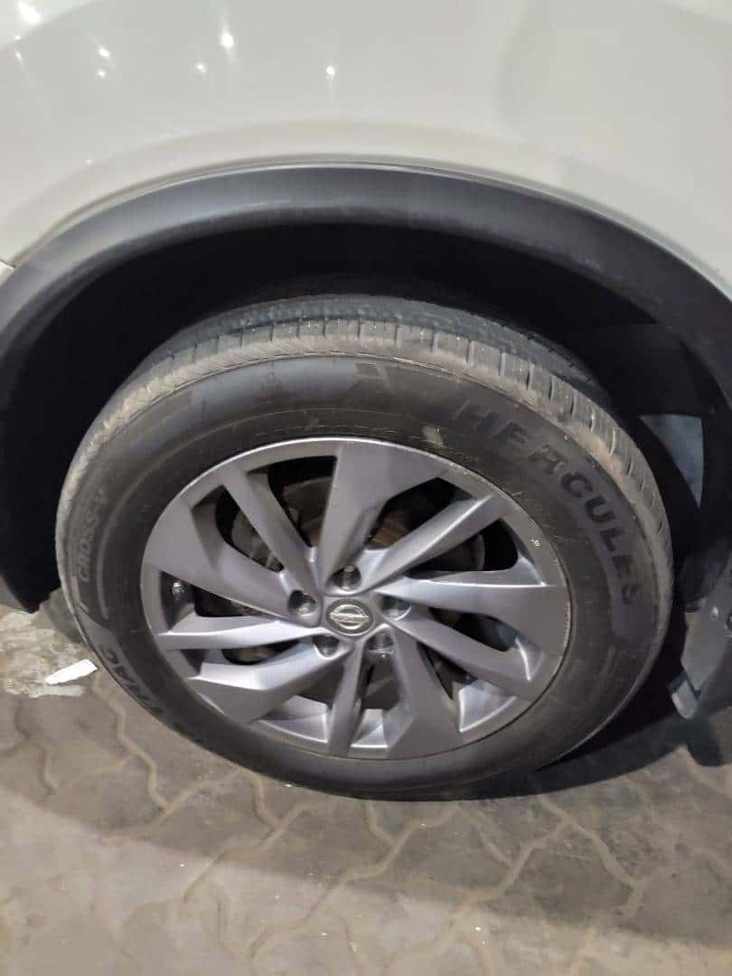 NISSAN ROGUE - Exterior
