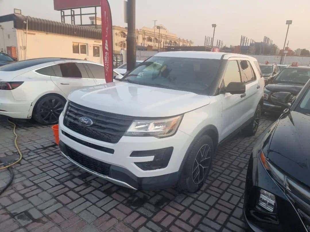 Ford EXPLORER 2018 thumbnail 1