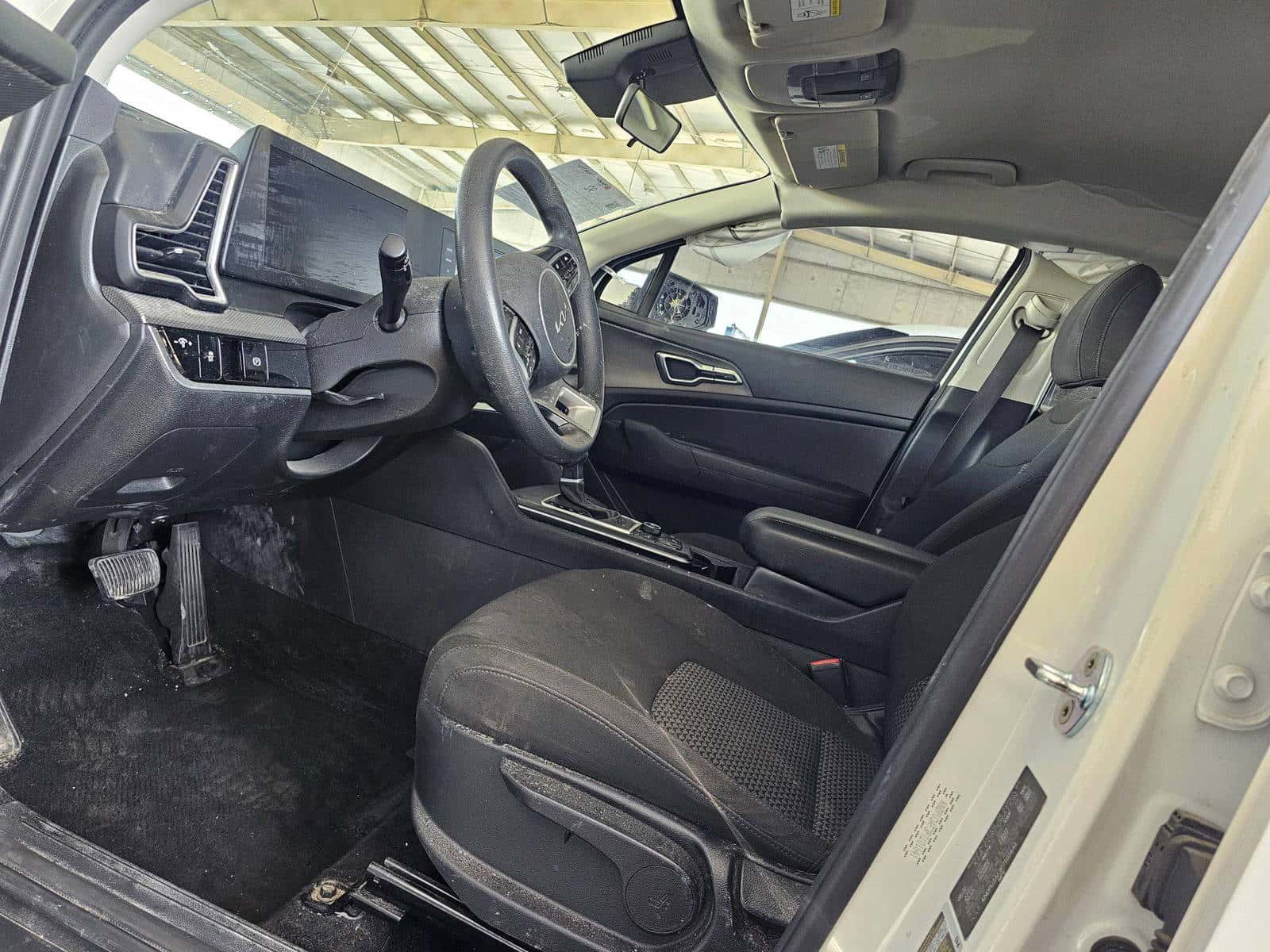 KIA SPORTAGE 2023 thumbnail 6