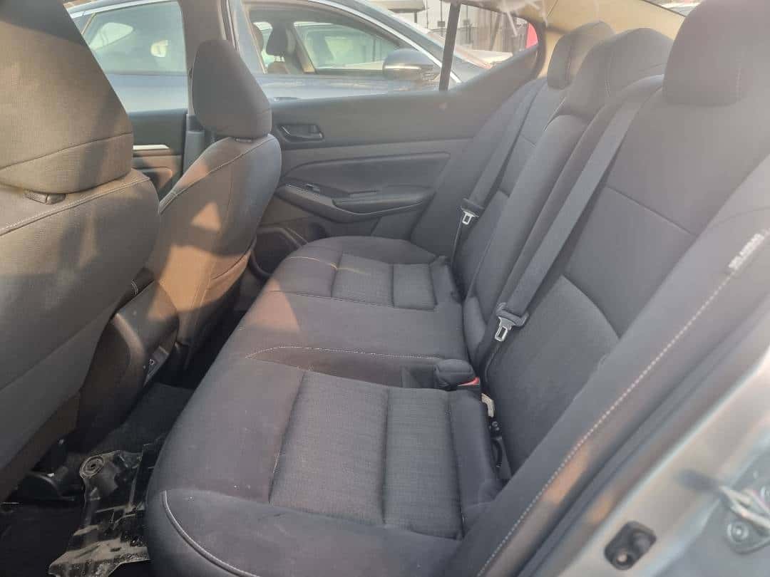 Nissan Altima 2023 thumbnail 5