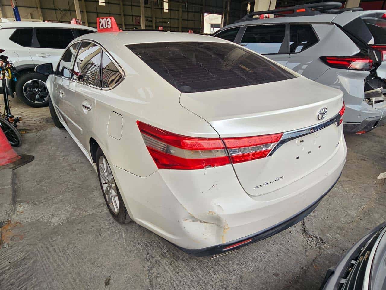 Toyota Avalon 2013 thumbnail 3