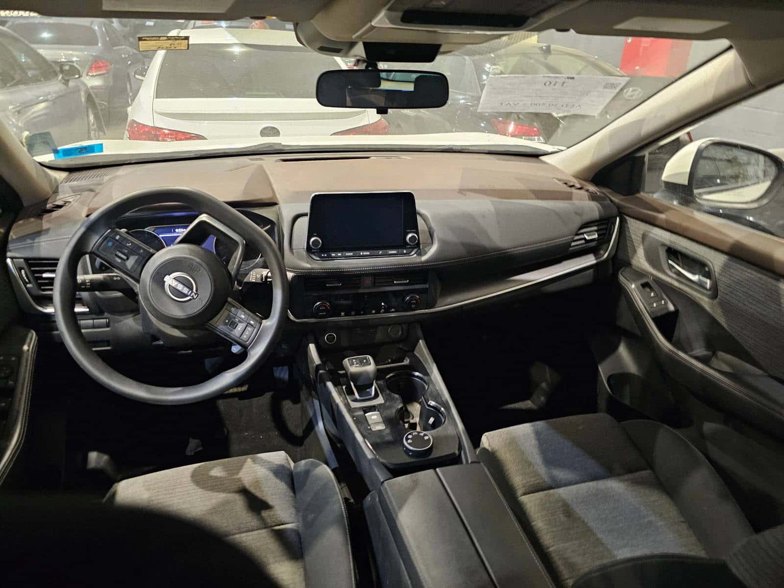 Nissan Rogue 2023 thumbnail 7