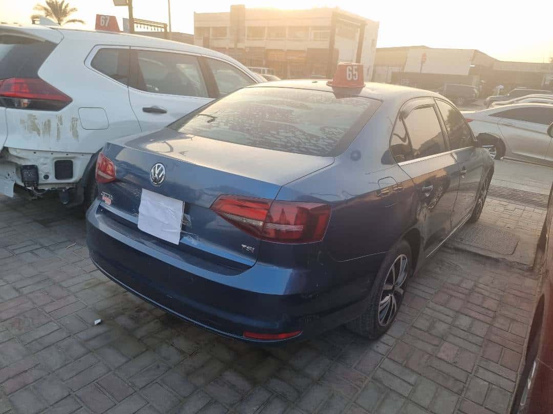 VOLKSWAGEN Jetta 2017 thumbnail 3