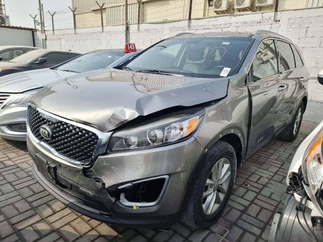 KIA SORENTO - Exterior