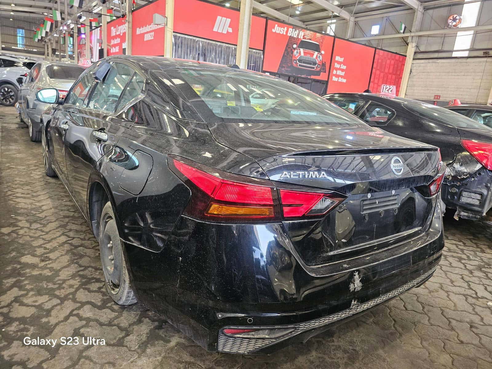 NISSAN ALTIMA - Exterior