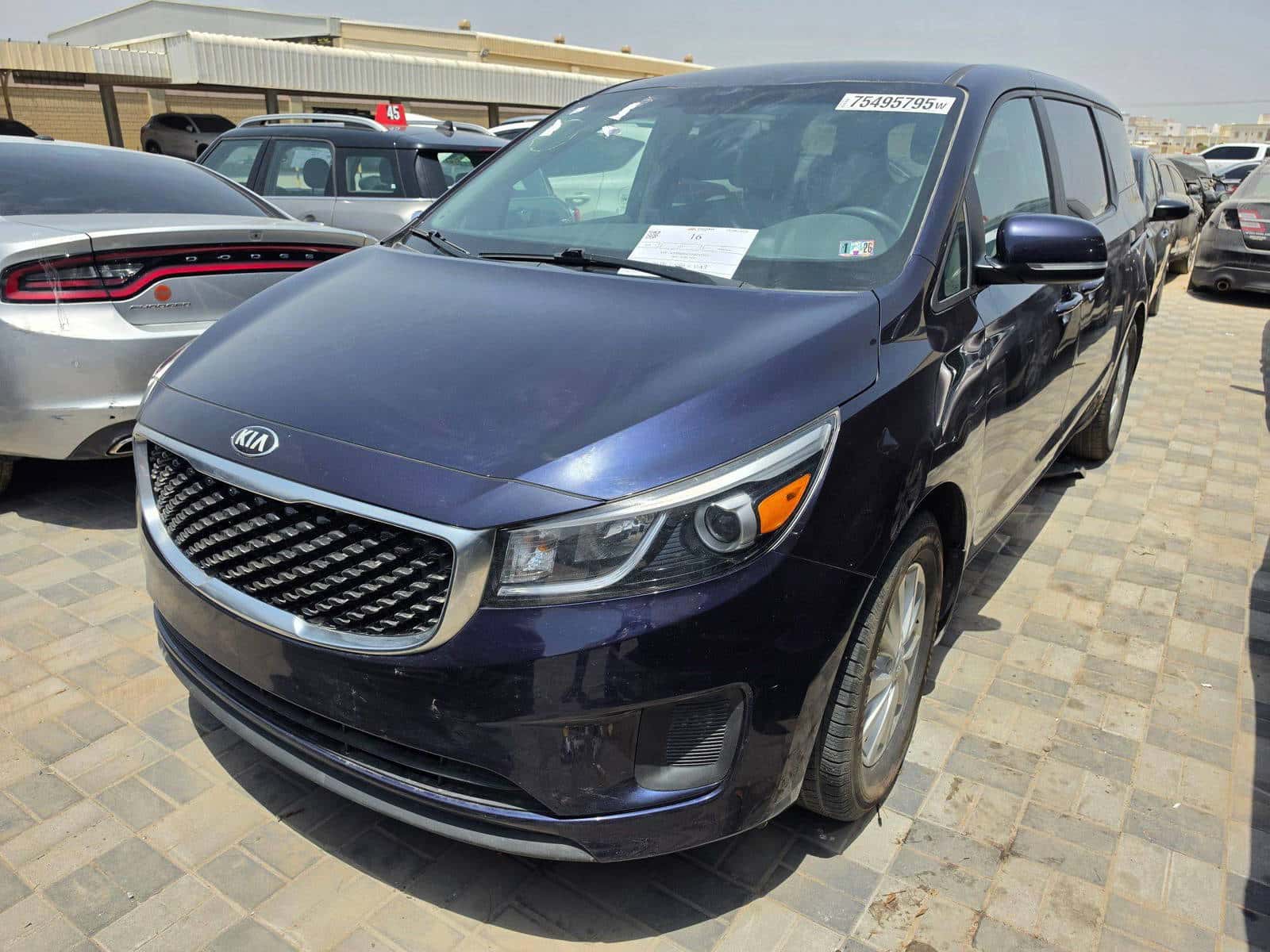 KIA SEDONA 2018 thumbnail 2