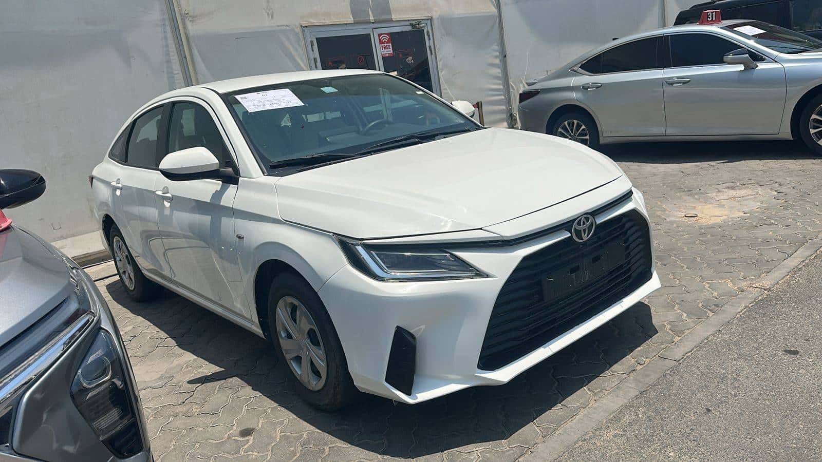 TOYOTA YARIS 2024 thumbnail 5