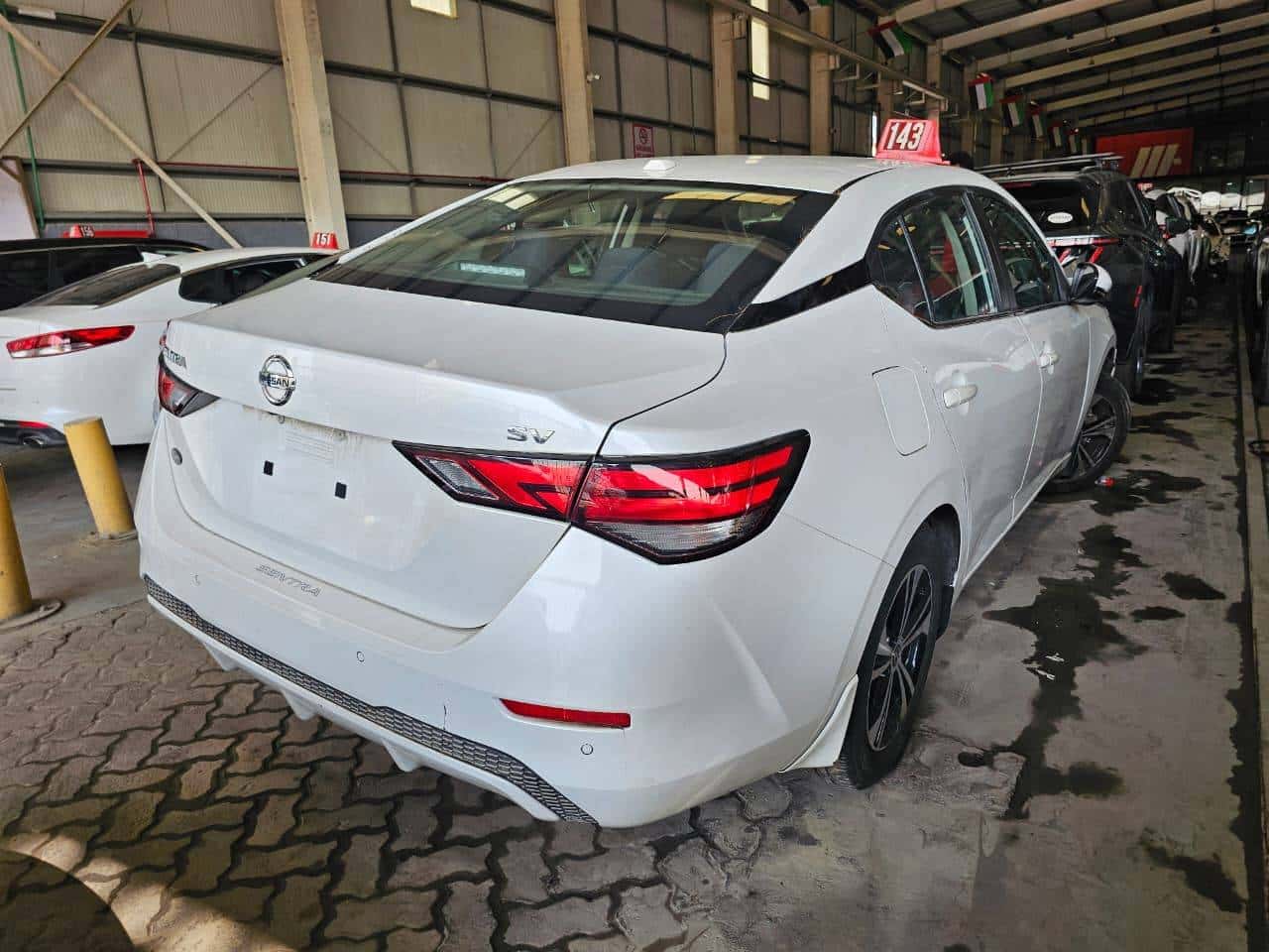 Nissan Sentra 2020 thumbnail 1