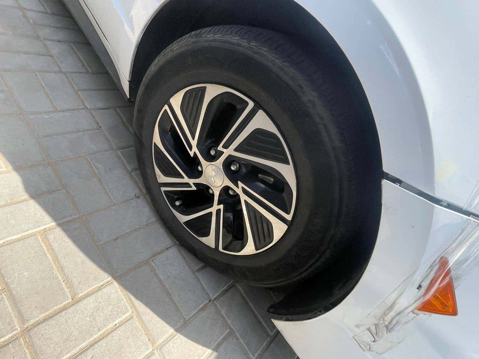 HYUNDAI SONATA - Exterior