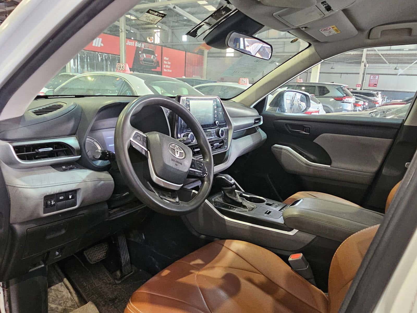 Toyota Highlander 2021 thumbnail 7