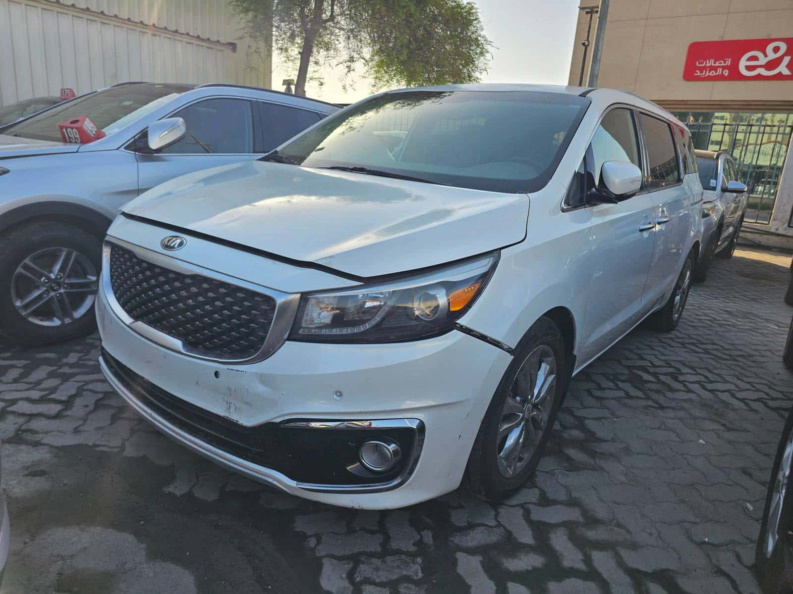KIA SEDONA 2016 thumbnail 4