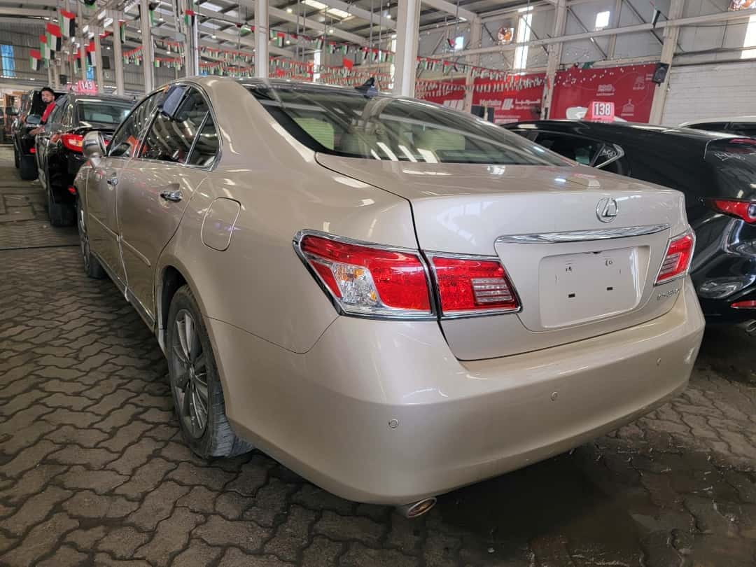 LEXUS ES 350 - Exterior