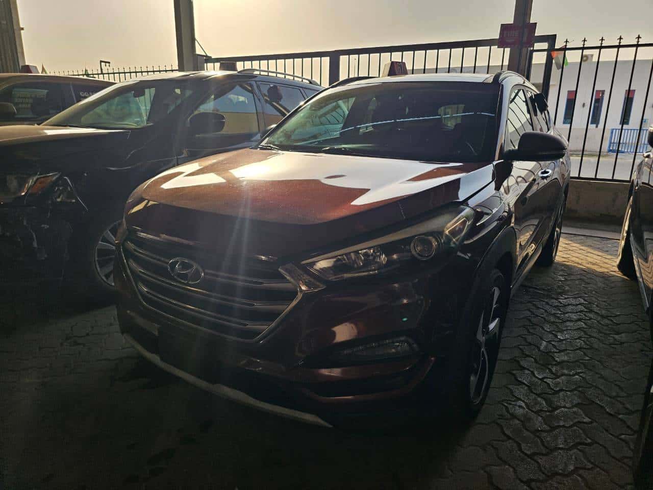 Hyundai Tucson 2017 thumbnail 3