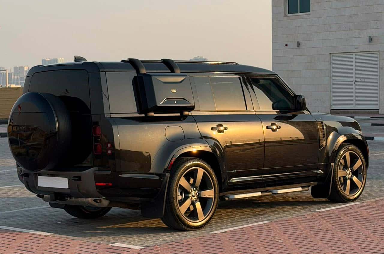 Land Rover DEFENDER 130 X DYNAMIC SE 2024 thumbnail 5