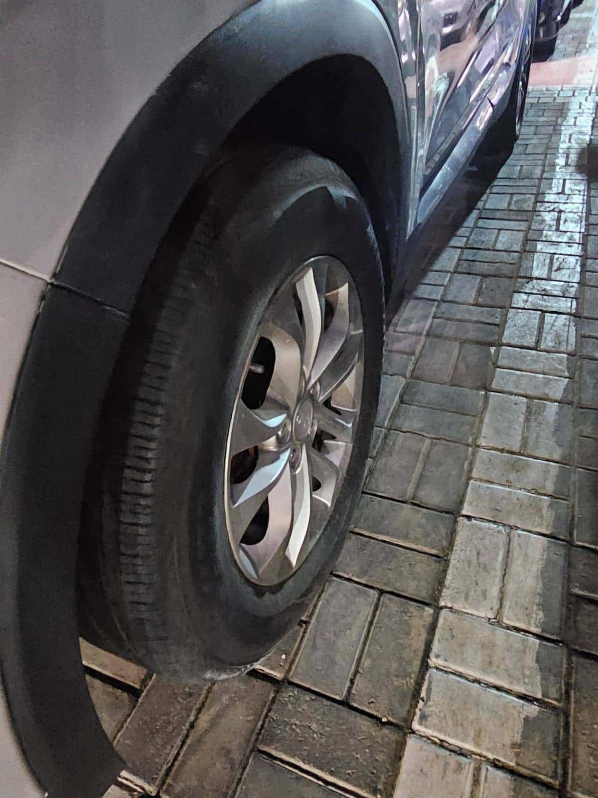 Hyundai Santa Fe 2020 thumbnail 4