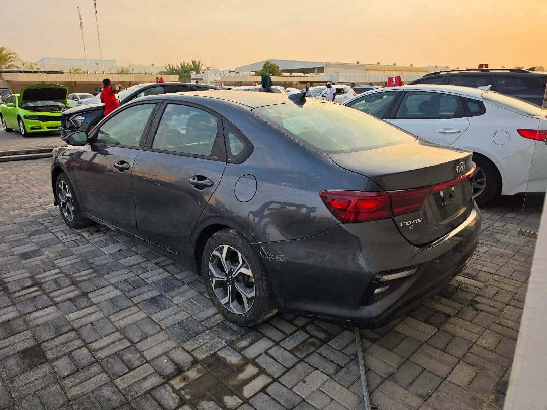 KIA FORTE 2020 thumbnail 1
