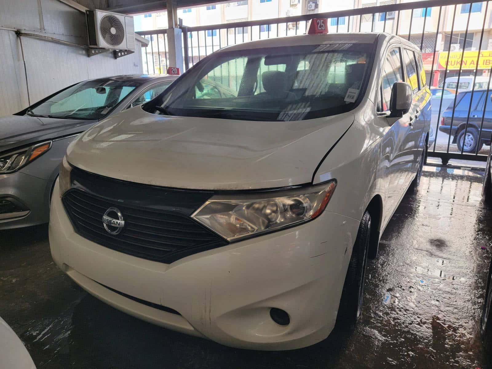 NISSAN QUEST - Exterior