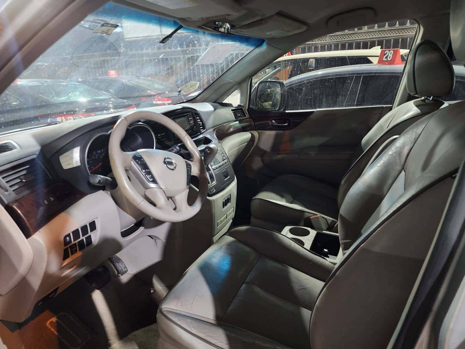 NISSAN QUEST 2012 thumbnail 4