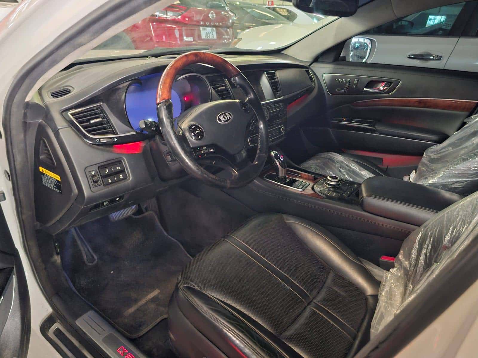 Kia K900 2015 thumbnail 7
