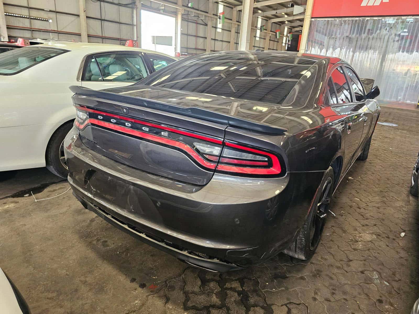 DODGE CHARGER 2019 thumbnail 3