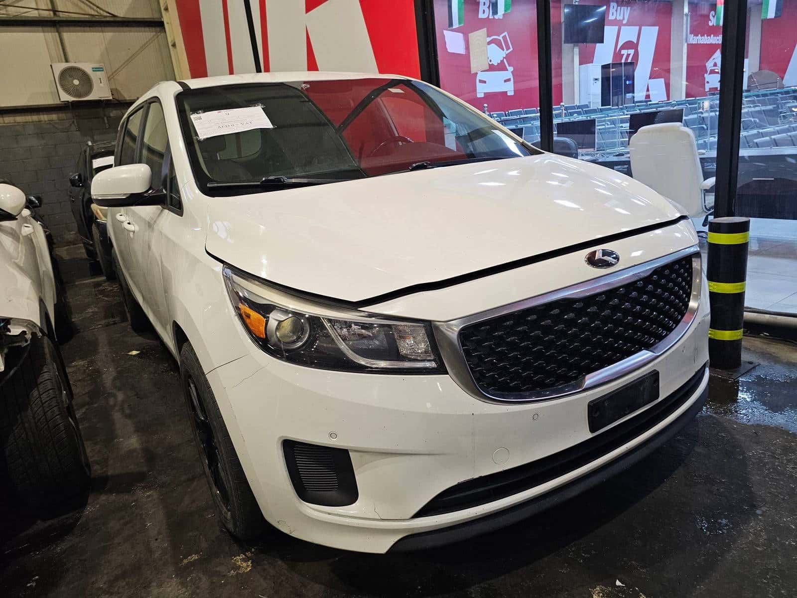 KIA SEDONA 2017 thumbnail 3