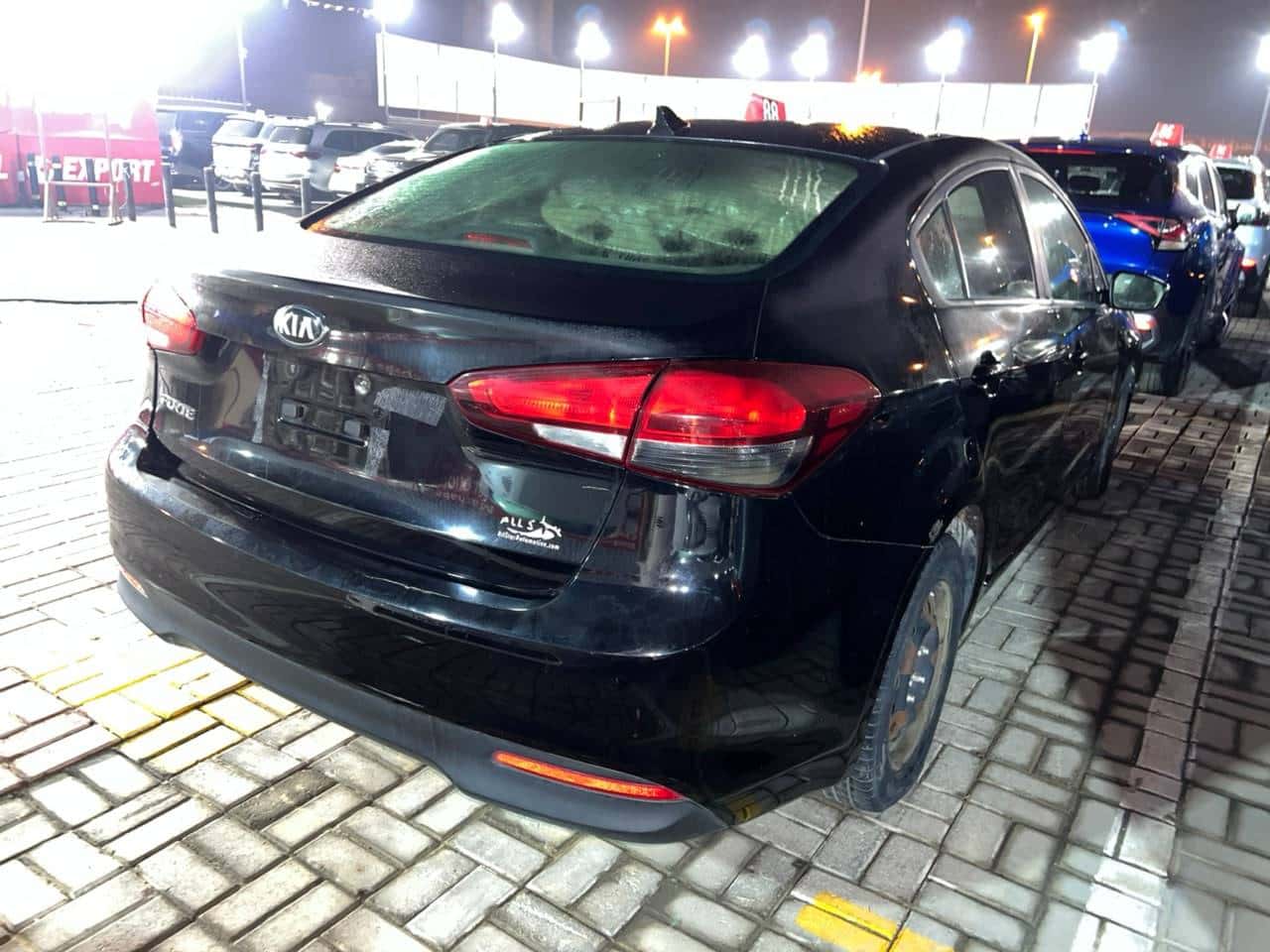 Kia Forte 2018 thumbnail 2
