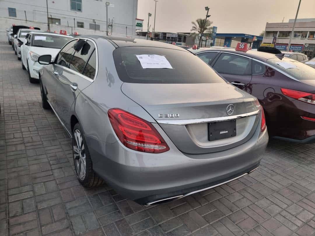 MERCEDES BENZ C300 2015 thumbnail 4