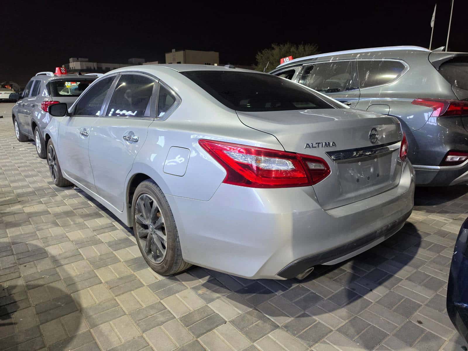 Nissan Altima 2017 thumbnail 2