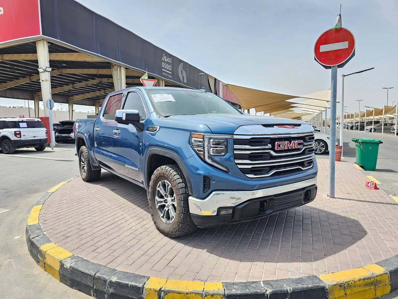 GMC SIERRA - Exterior