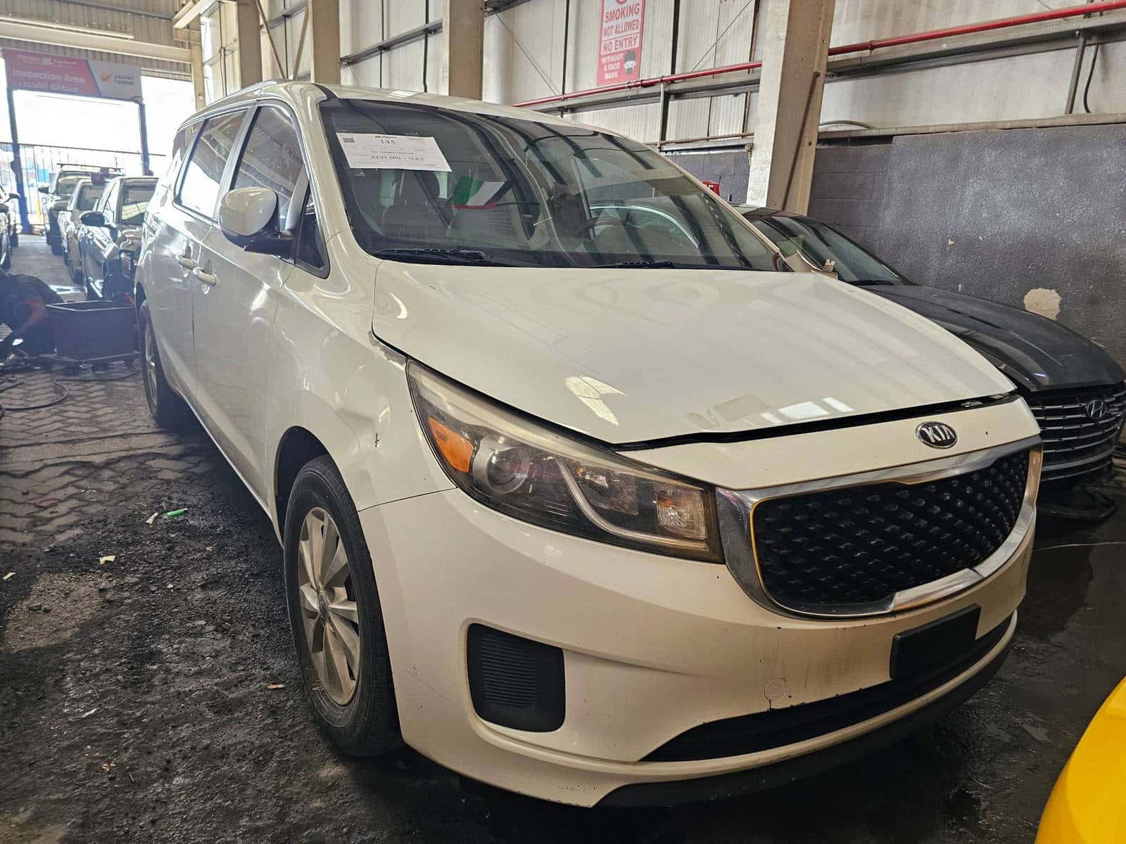 KIA SEDONA - Exterior
