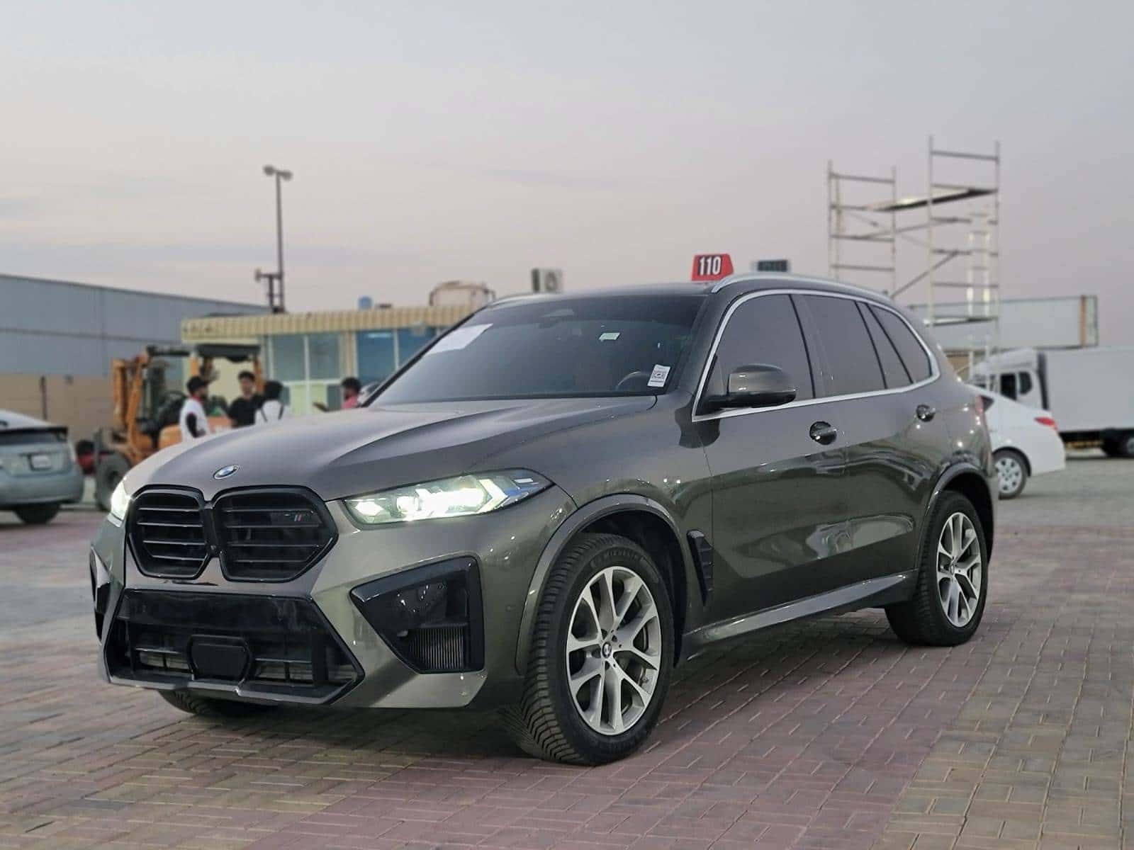 BMW X5 XDRIVE40I 2024 thumbnail 5