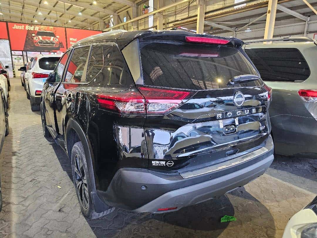 Nissan Rogue 2022 thumbnail 1