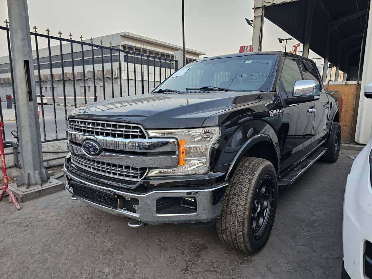 Ford F-150 2018 thumbnail 1