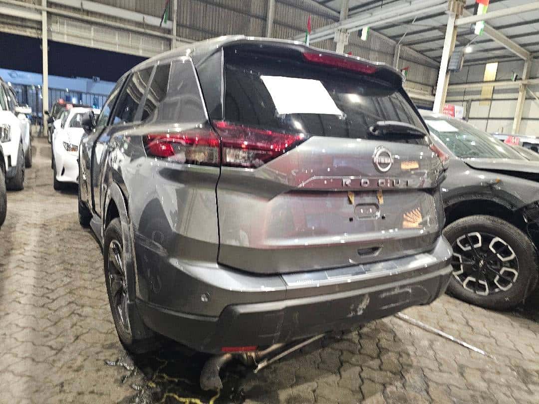 NISSAN ROGUE - Exterior