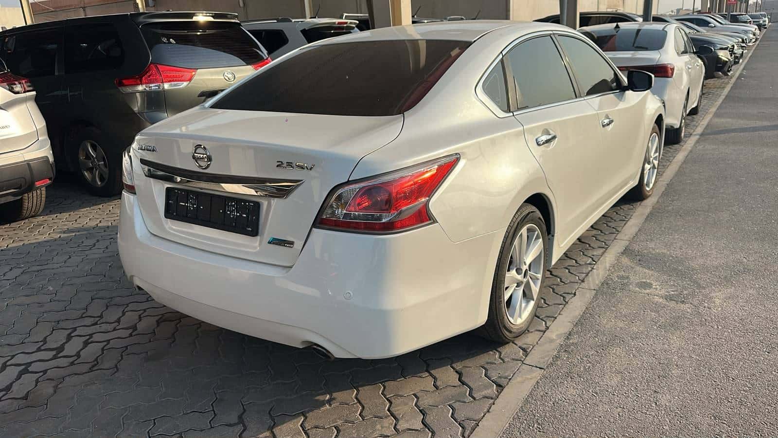 Nissan Altima 2014 thumbnail 5