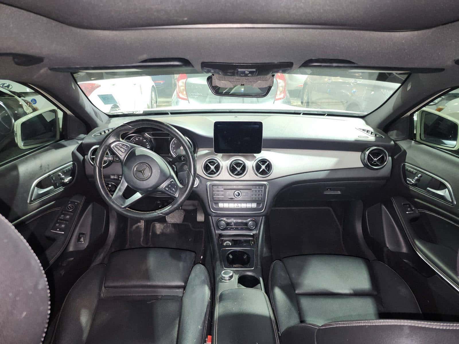 MERCEDES BENZ GLA-250 - Exterior
