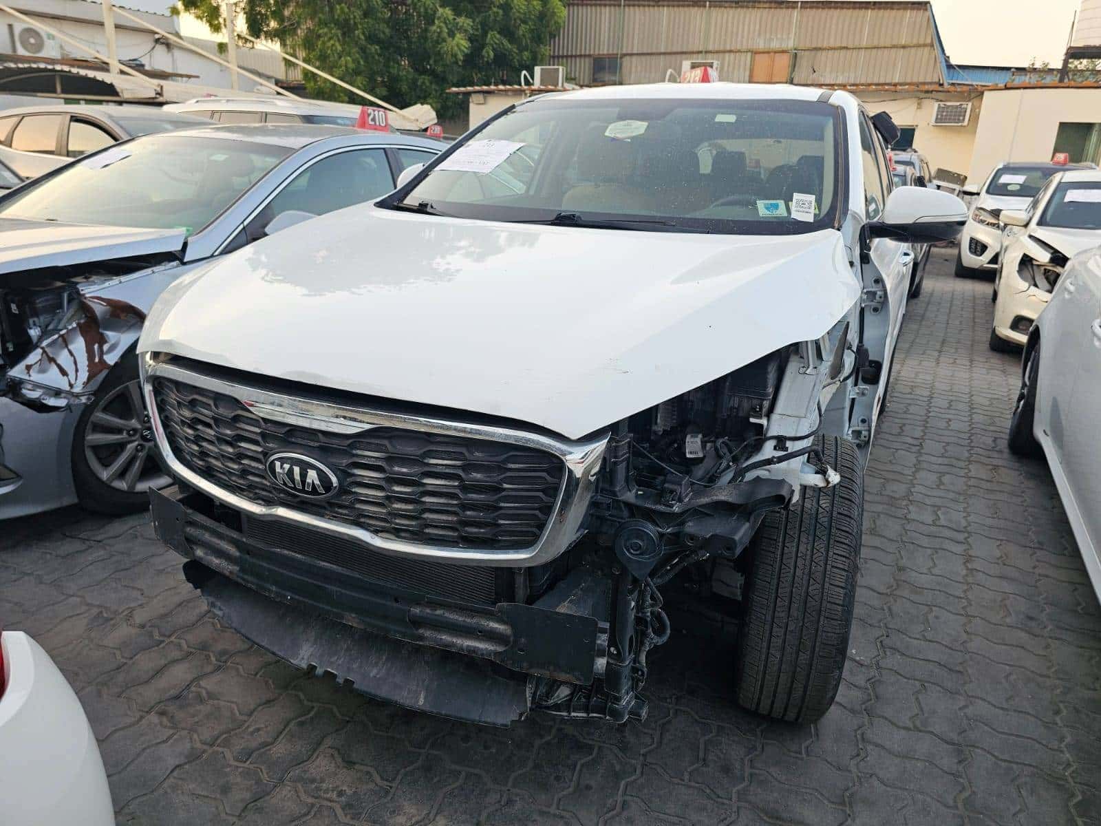 KIA SORENTO 2019 thumbnail 3