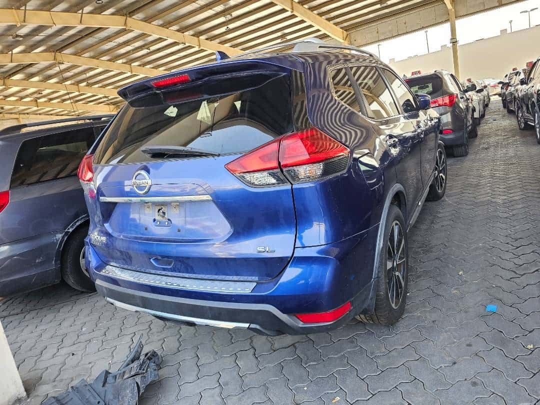 NISSAN ROGUE - Exterior