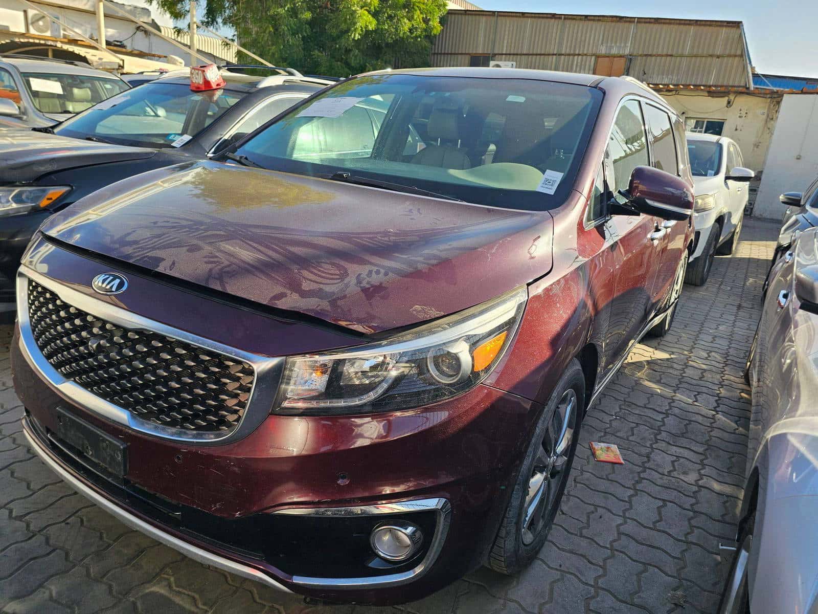 KIA SEDONA 2018 thumbnail 3