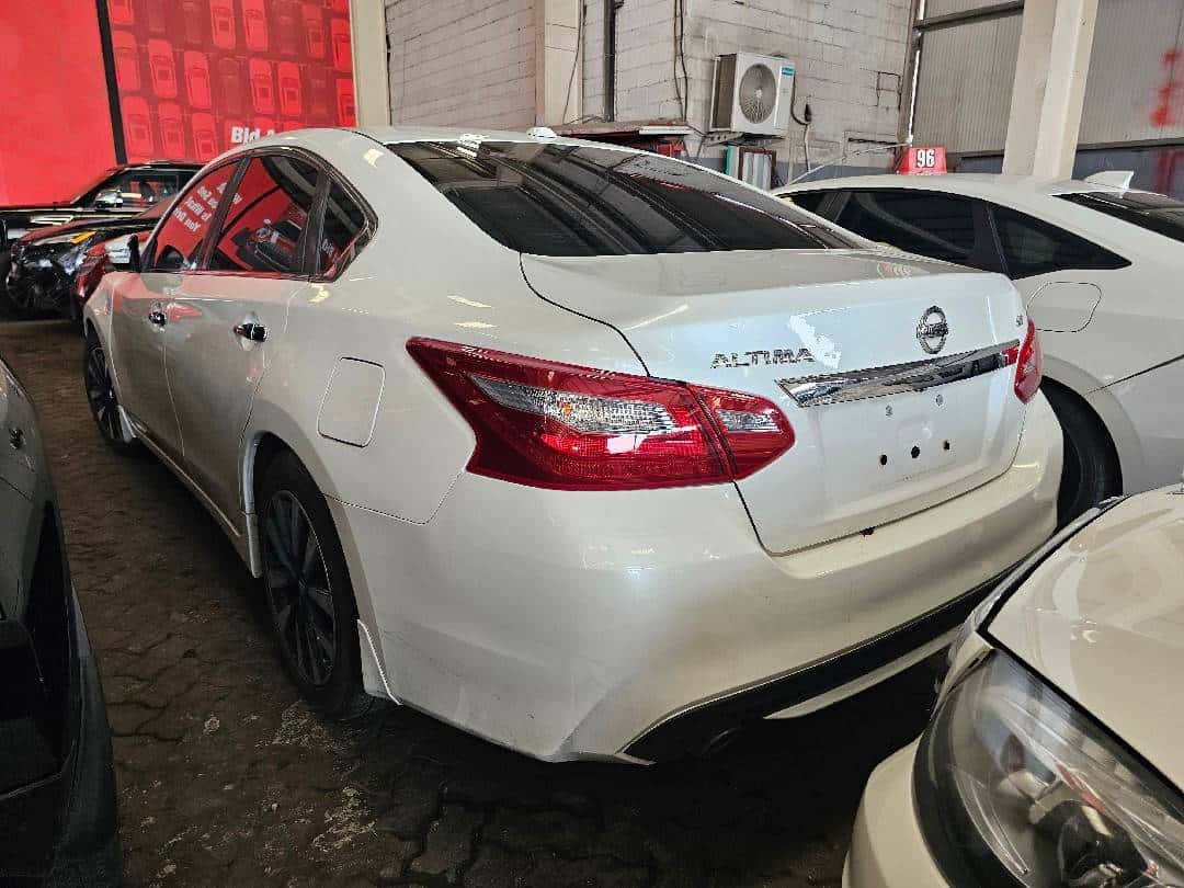 NISSAN ALTIMA 2018 thumbnail 1