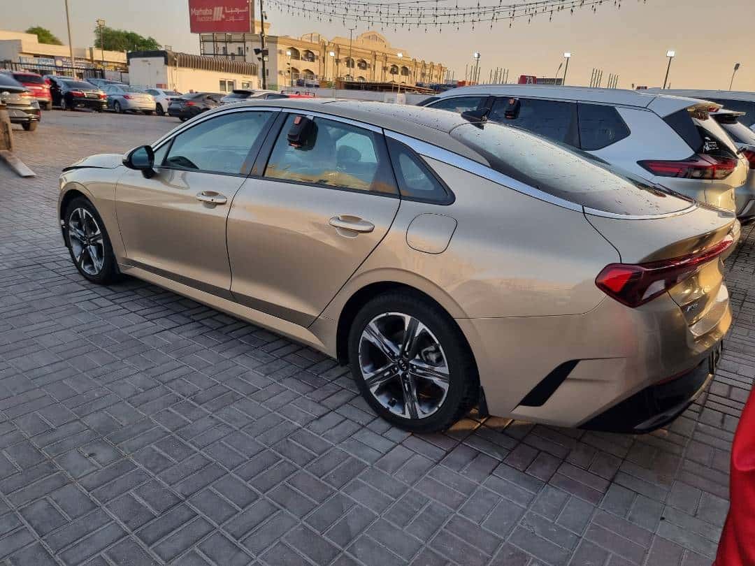 KIA K5 2021 thumbnail 4