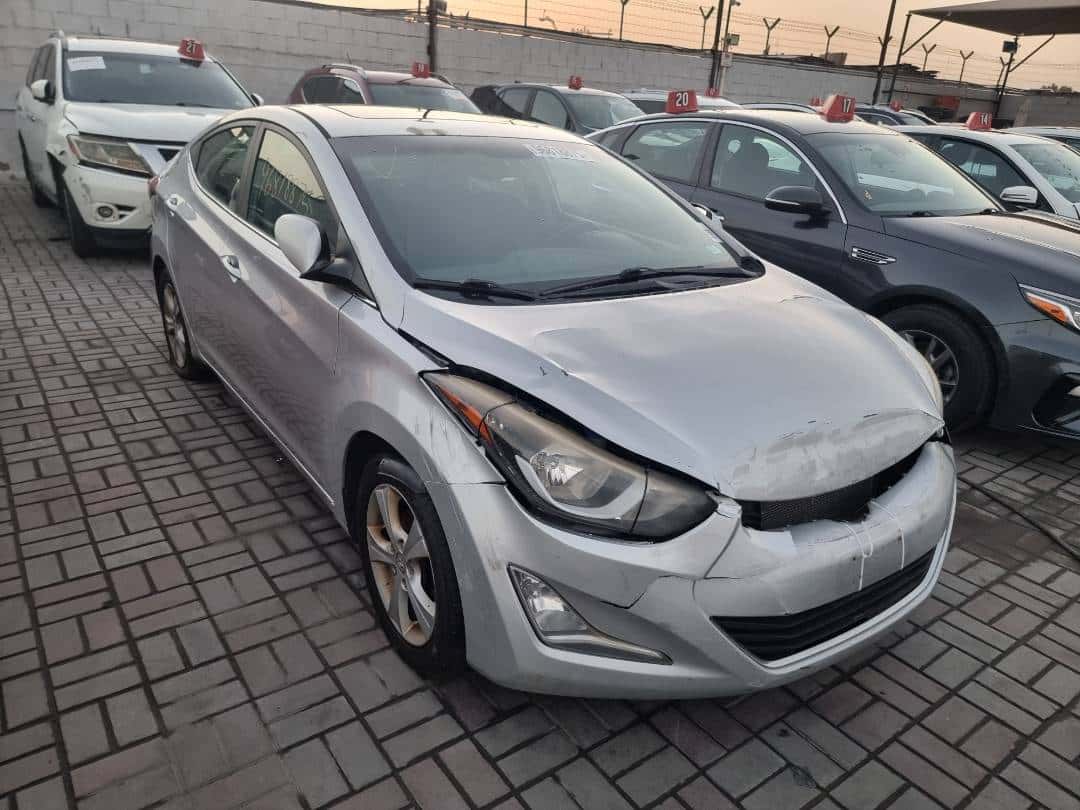 HYUNDAI ELANTRA 2016 thumbnail 4